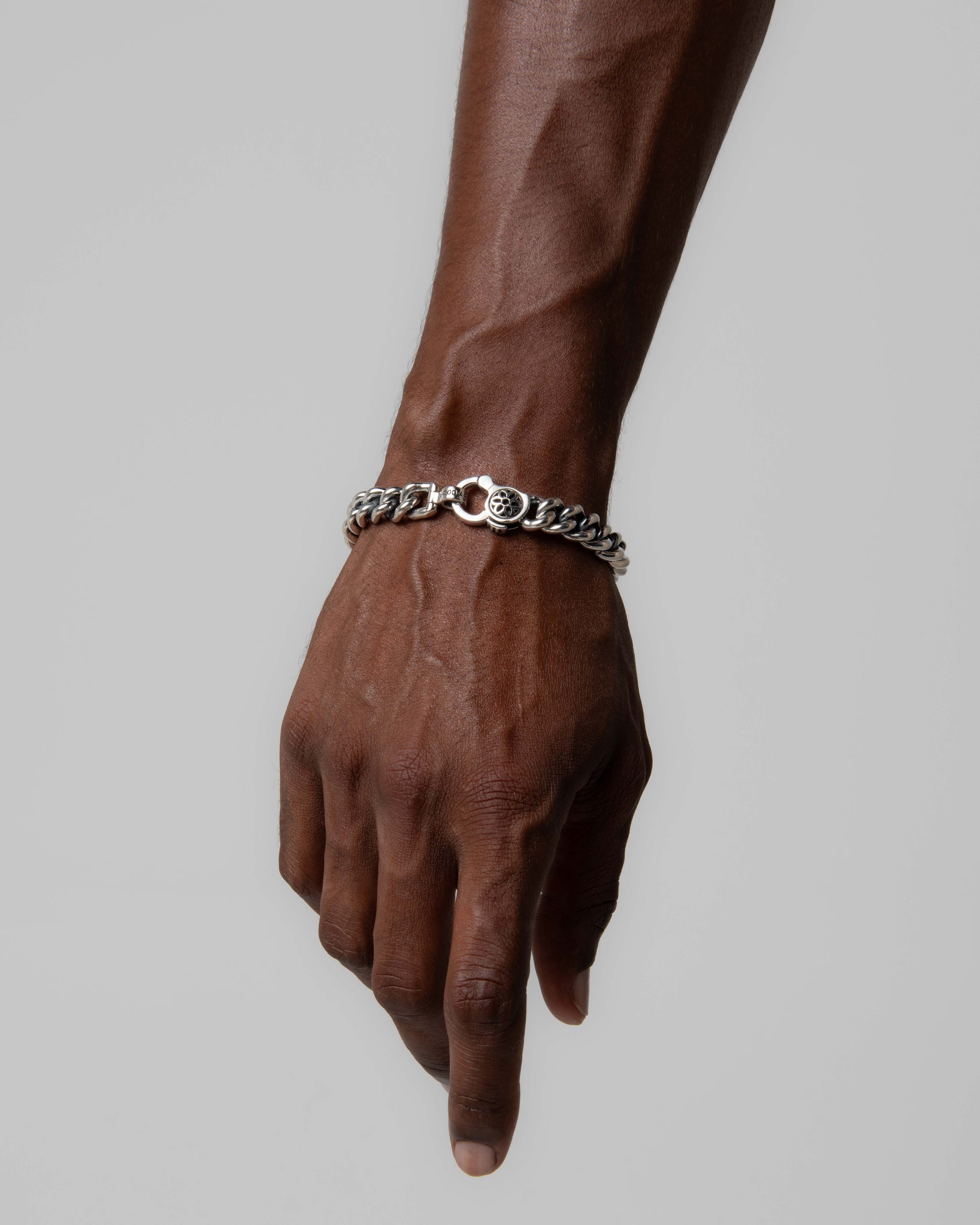 Curb Chain Bracelet - C – GOOD ART HLYWD