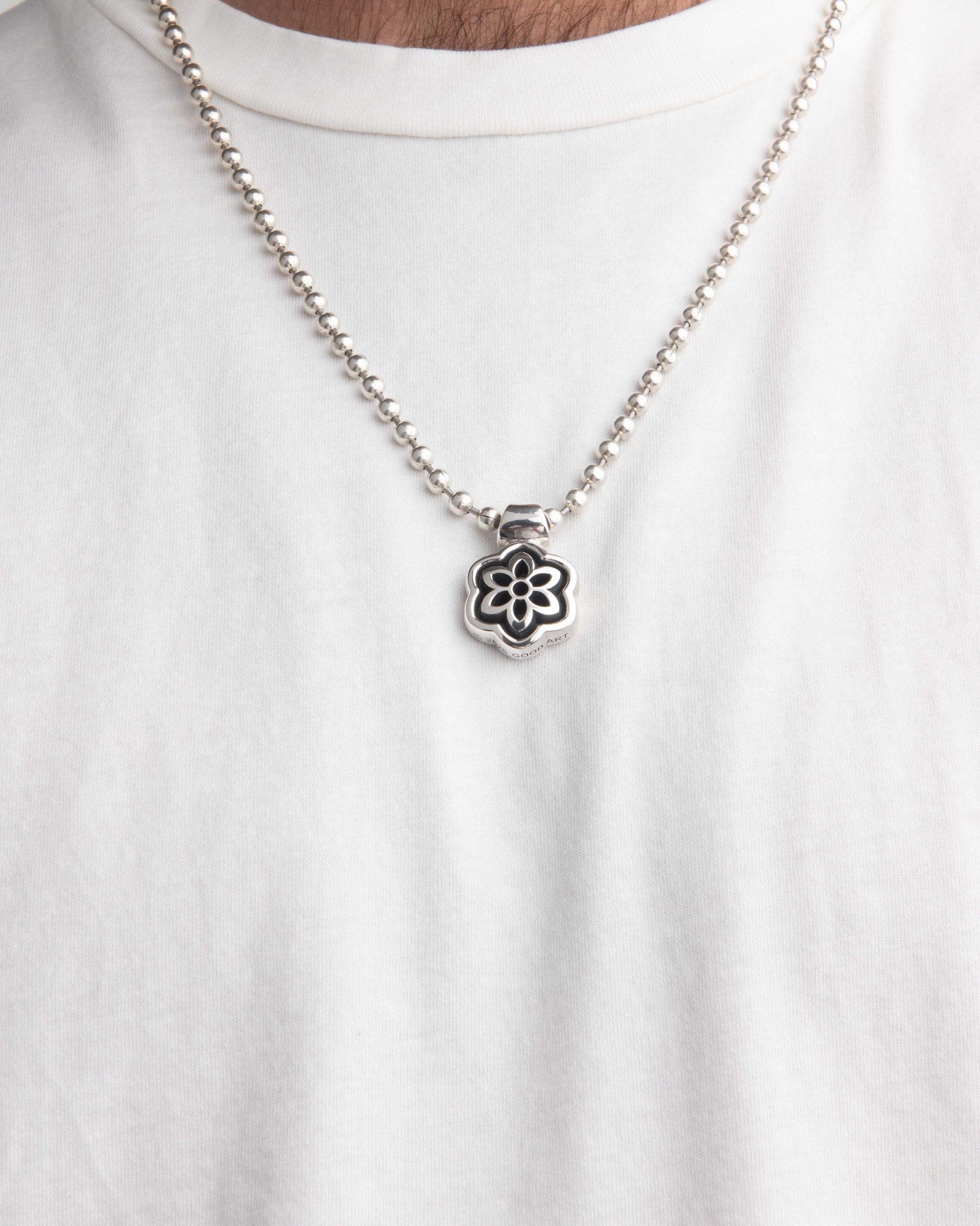 Cutout Frame Pendant – GOOD ART HLYWD