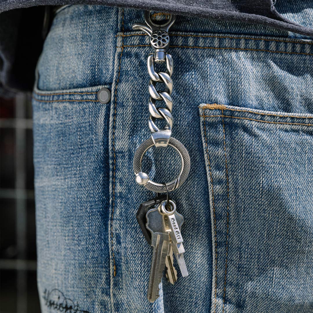 Big Eye Clip 16 Keychain – GOOD ART HLYWD - Main Image