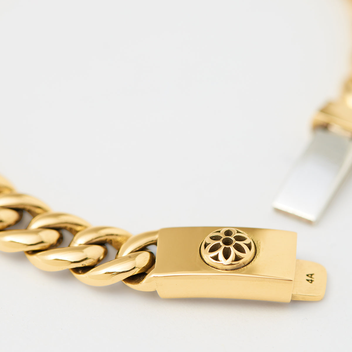 B & T Bracelet | 18K Yellow Gold - AAAA